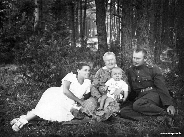 Sergiejus Chomanskis su šeima